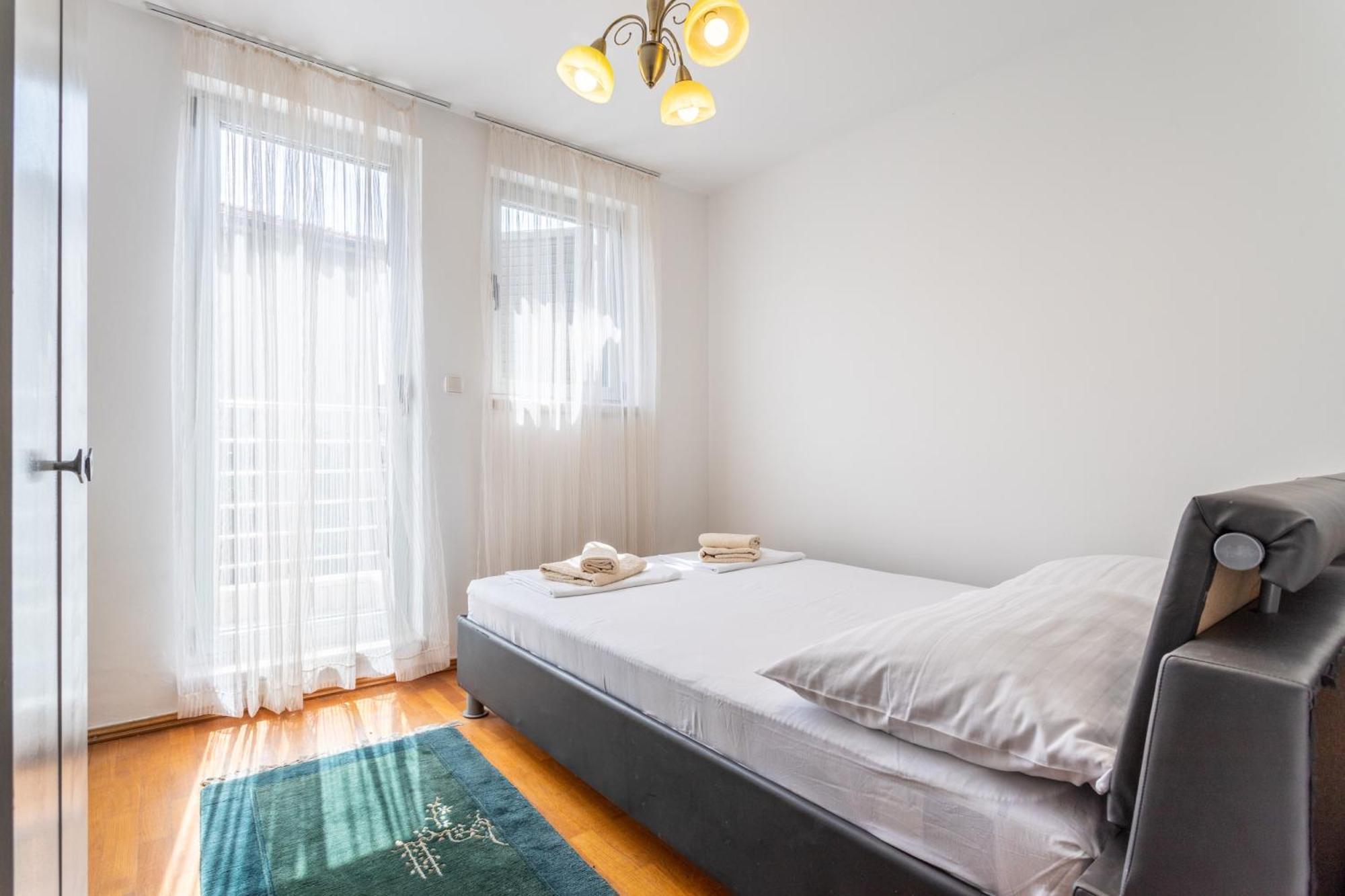 Villa Violeta With The Sea View, 3 Min Walk To The Beach Split Exterior photo